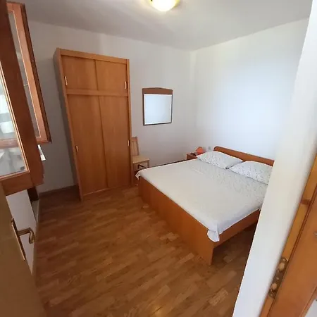 House Marina 30m From The Sea *