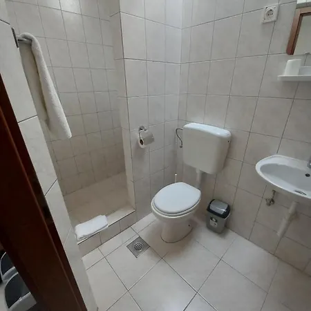 Apartament House Marina 30m From The Sea Sveta Nedelja (Hvar)