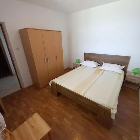 House Marina 30m From The Sea *